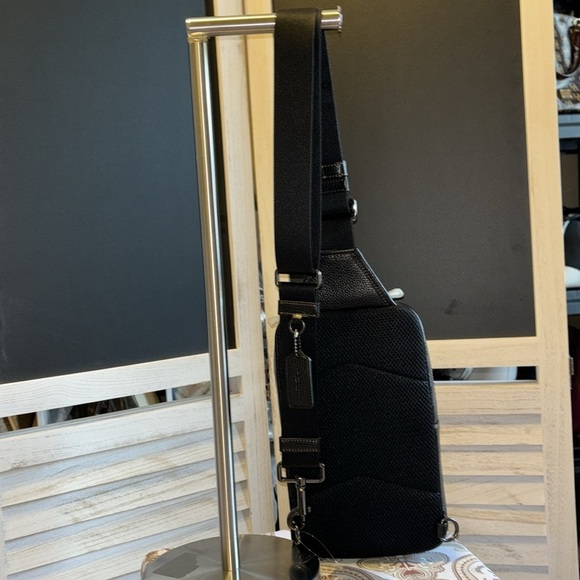 Coach Sullivan Pack In Blocked Signature Canvas, Brown, NWT. 10.5 x 6.5 - Picture 6 of 9